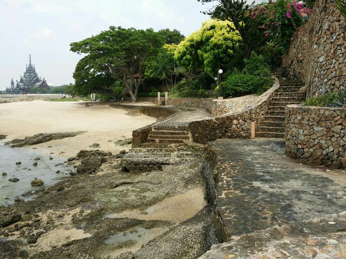 Serenity Pattaya Beach Bagian luar foto