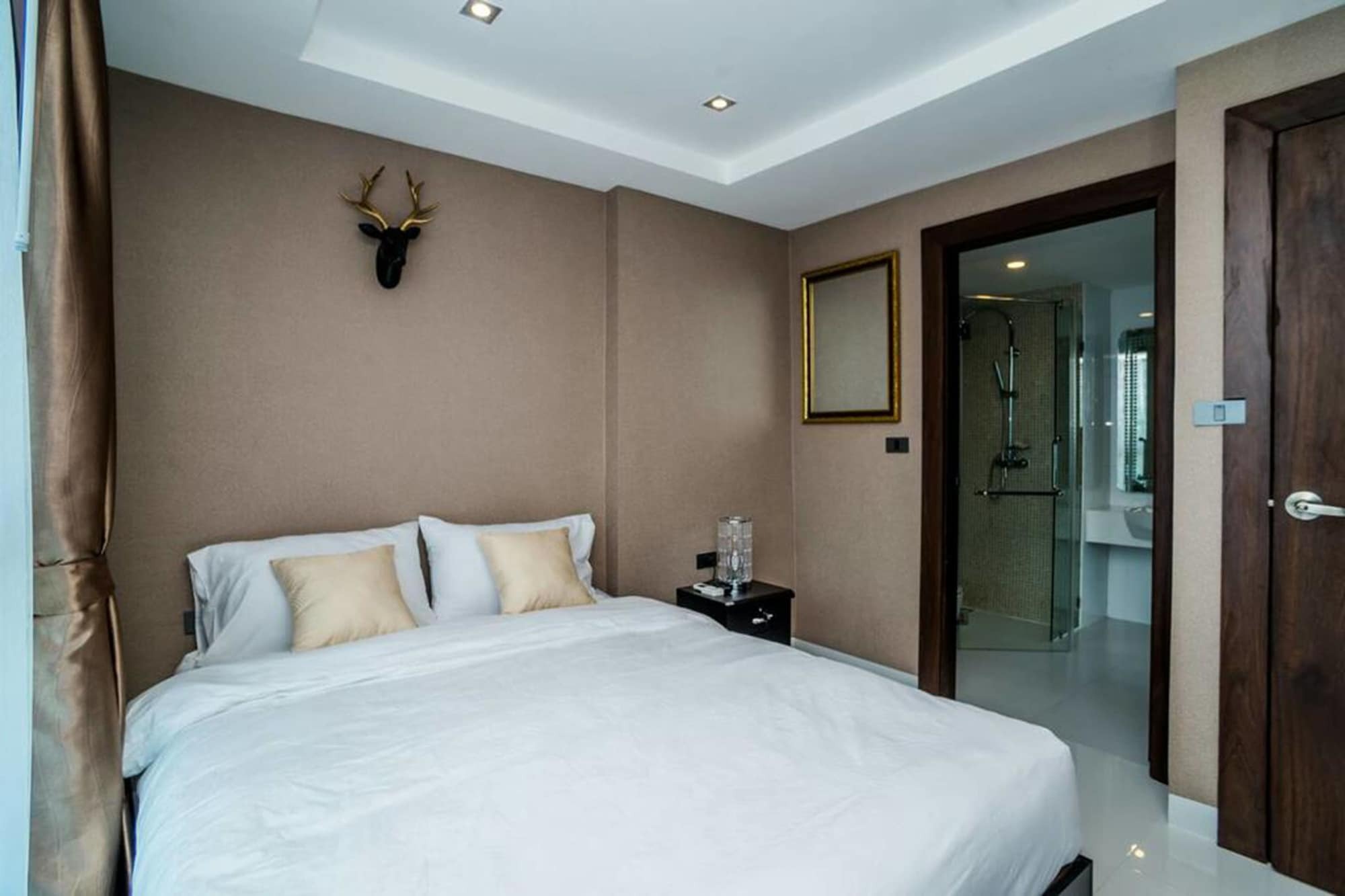 Serenity Pattaya Beach Bagian luar foto